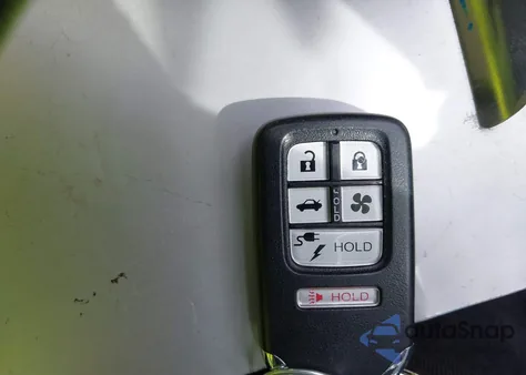 2019 Honda Clarity Plug-In Hybrid Touring from USA, damaged, VIN JHMZC5F34KC005876